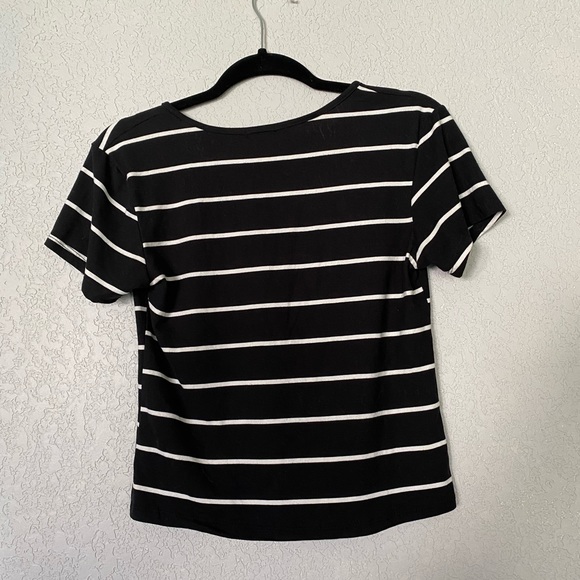 Women’s stripped crop top - Picture 2 of 2